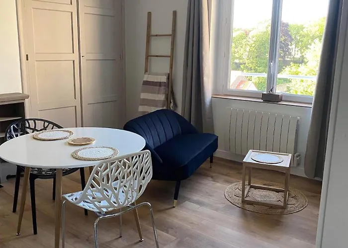 Appartement Au Vallon Notre Dame, T2 Entierement Renove *