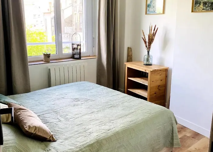 Appartement Au Vallon Notre Dame, T2 Entierement Renove *