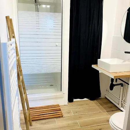 Apartment Au Vallon Notre Dame, T2 Entierement Renove *